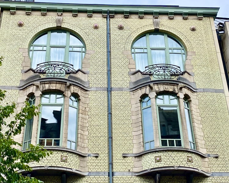 Semi-detached Art Nouveau houses 