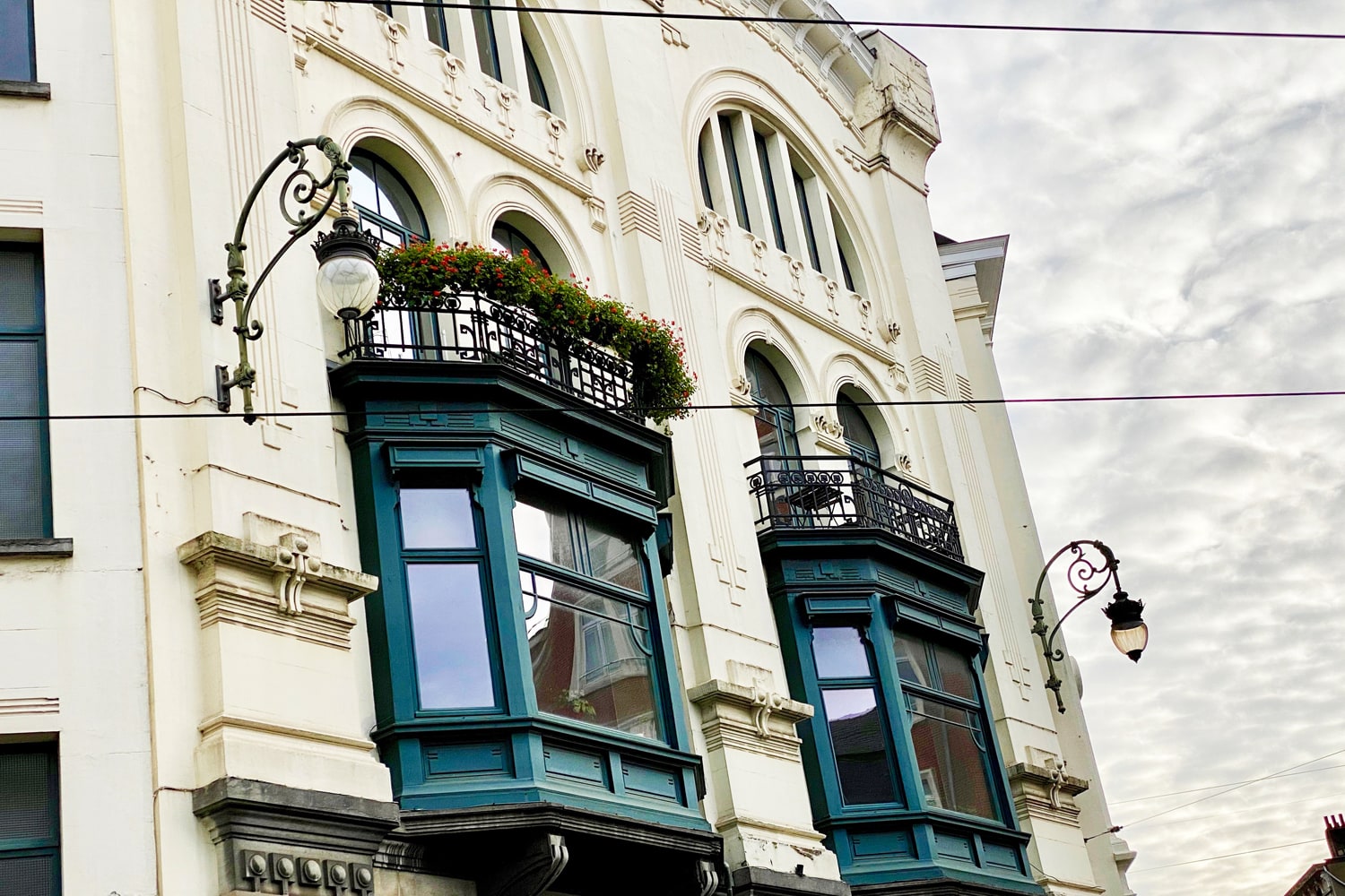Twin Art Nouveau building - Donckerwolcke | Admirable Art Nouveau