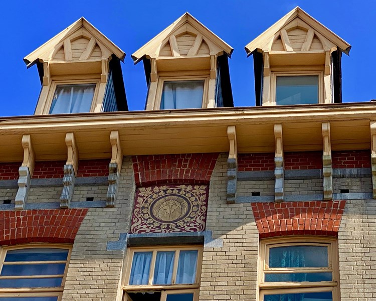 Art Nouveau dwelling house