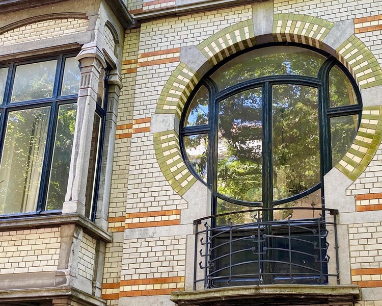 Art Nouveau twin houses 